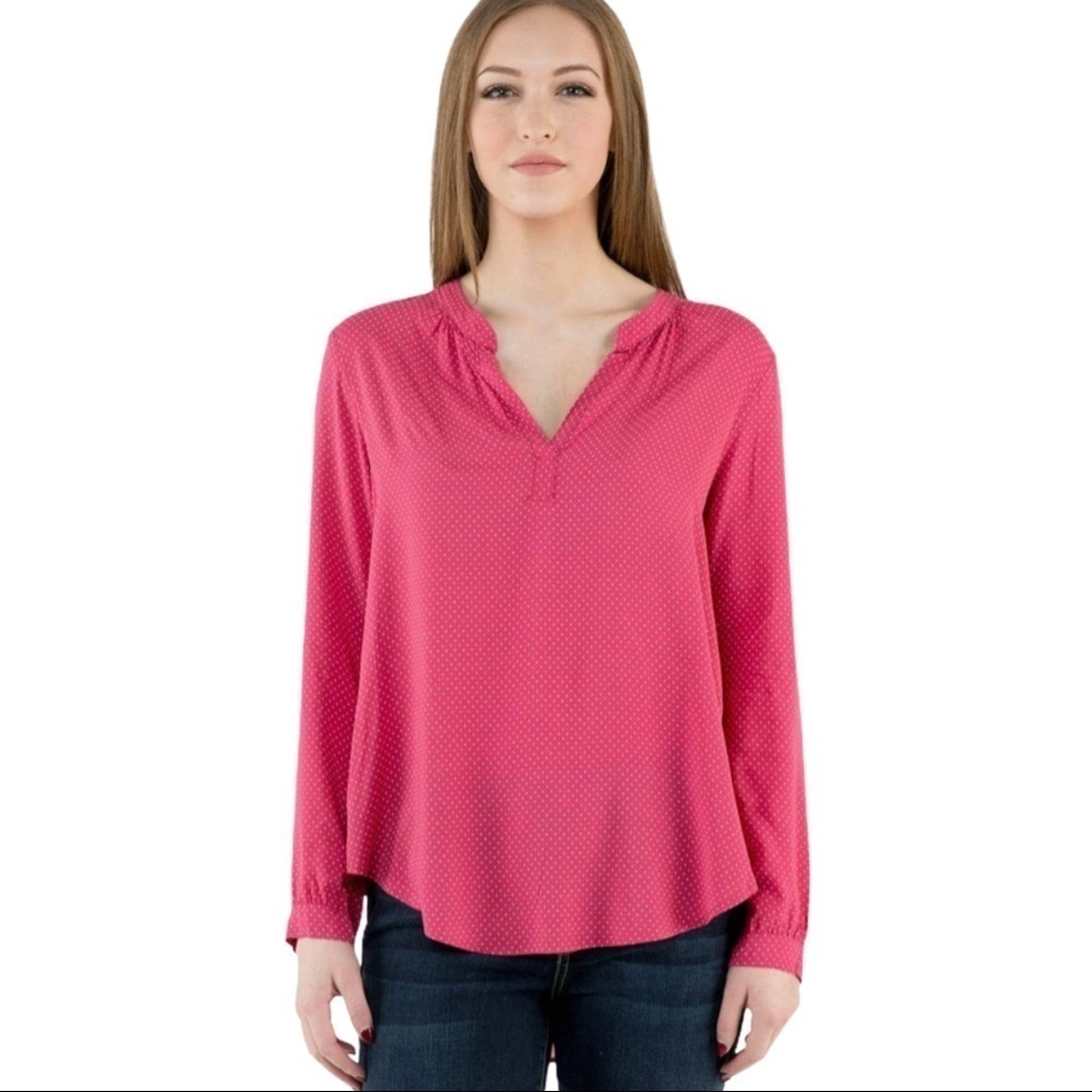 Velvet by Graham & Spencer Cranberry Pink Split Neck Long Sleeve Popover Medium
